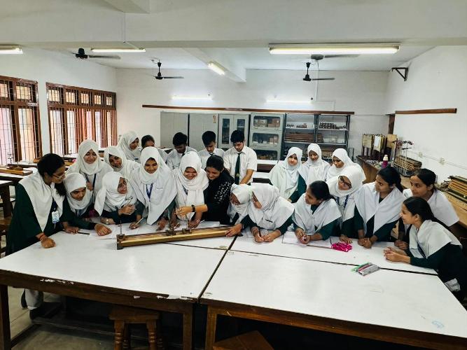 PHYSICS LAB